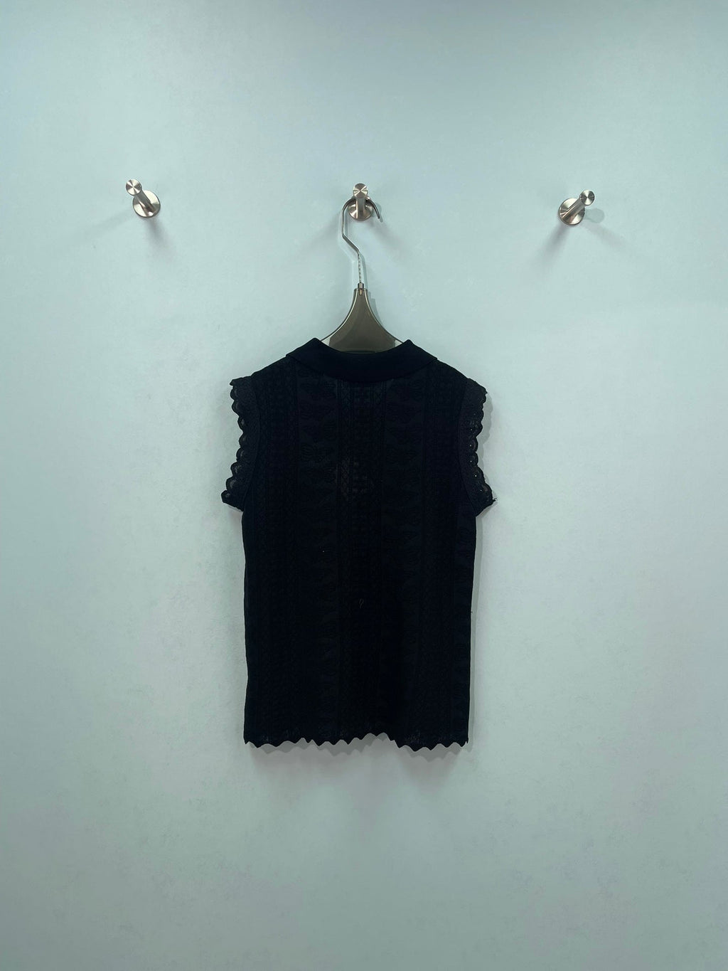 LOEWE 26S RUFFLE-SLEEVE KNIT POLO SHIRT 574