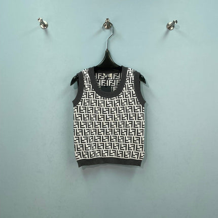 FENDI 26S KNITTED VEST 232