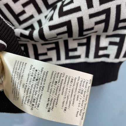 FENDI 26S KNITTED VEST 231