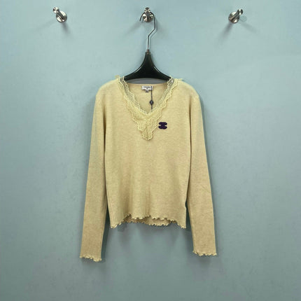 CHANEL 26S LACE TRIM V-NECK KNIT SWEATER 1570