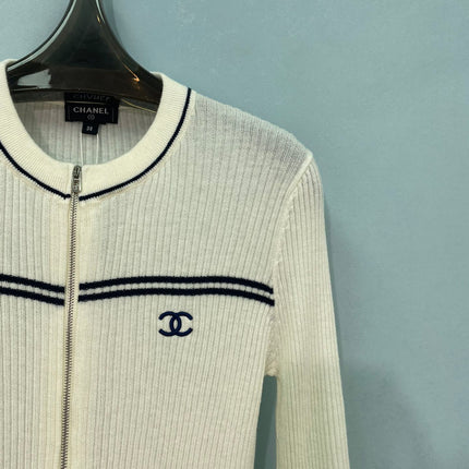 CHANEL 26S ZIP-UP KNIT CARDIGAN 1568