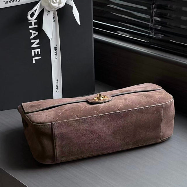 CHANEL 26S CLASSIC FLAP BAG IN BROWN SUEDE GOLD HARDWARE