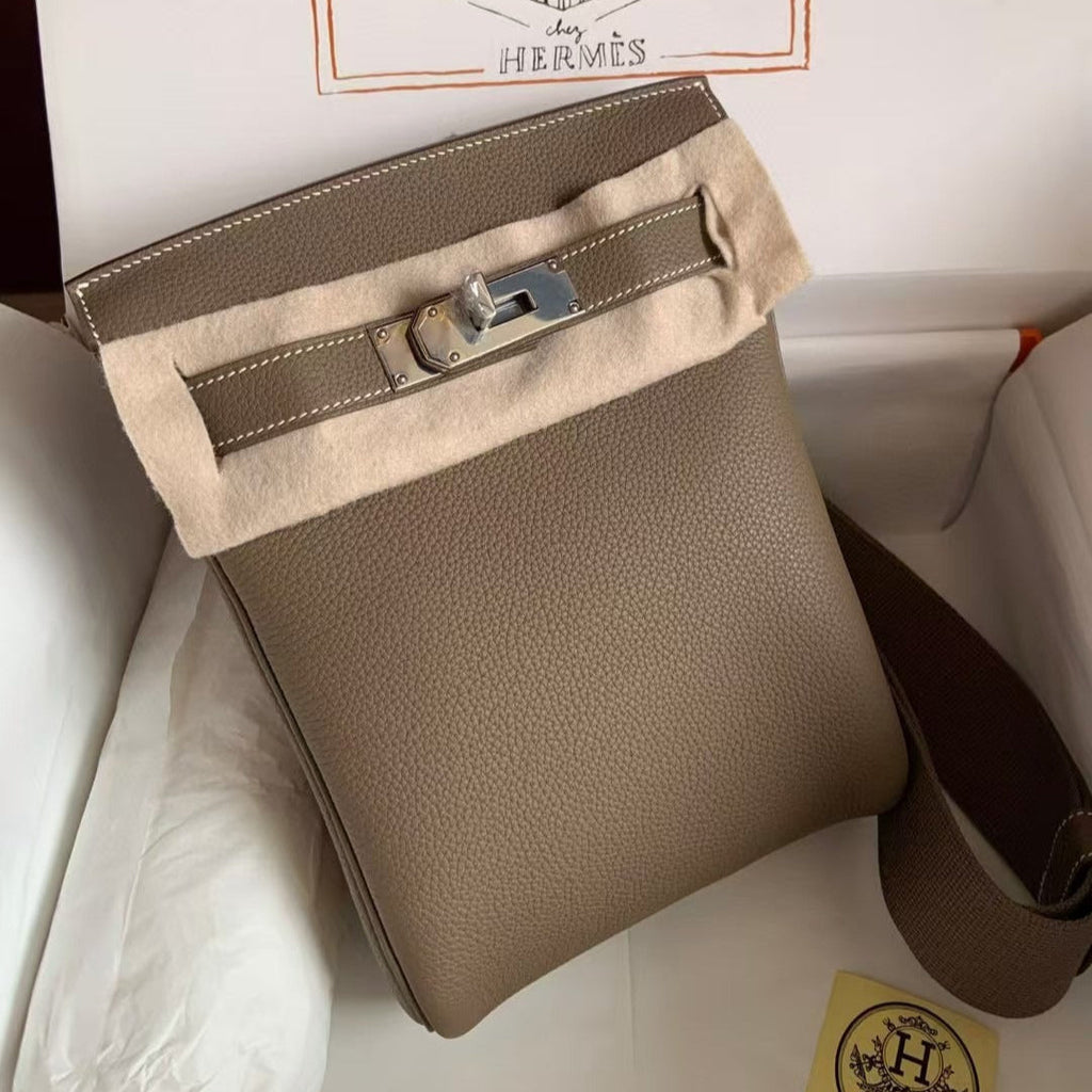HAC À DOS PM BACKPACK IN BROWN TOGO CALFSKIN