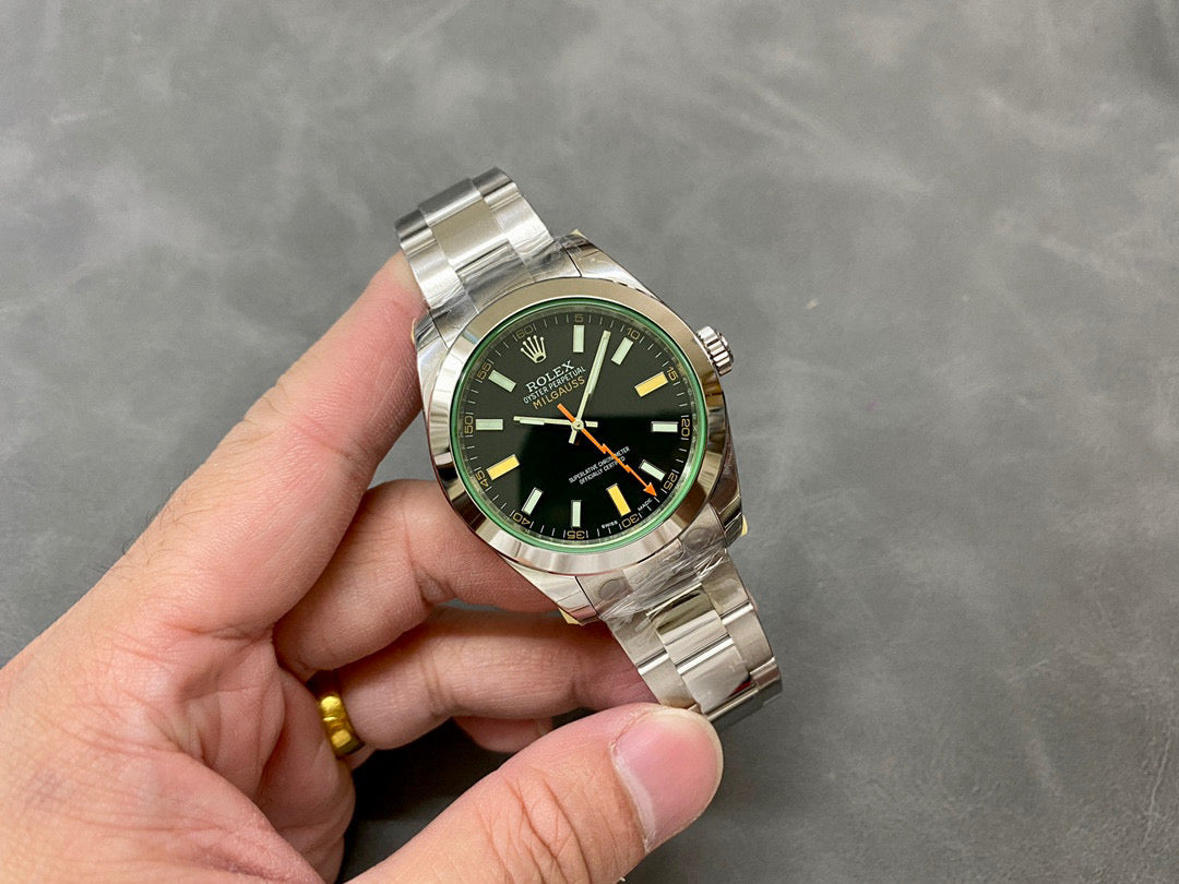 OYSTER PERPETUAL MILGAUSS GREEN 40MM