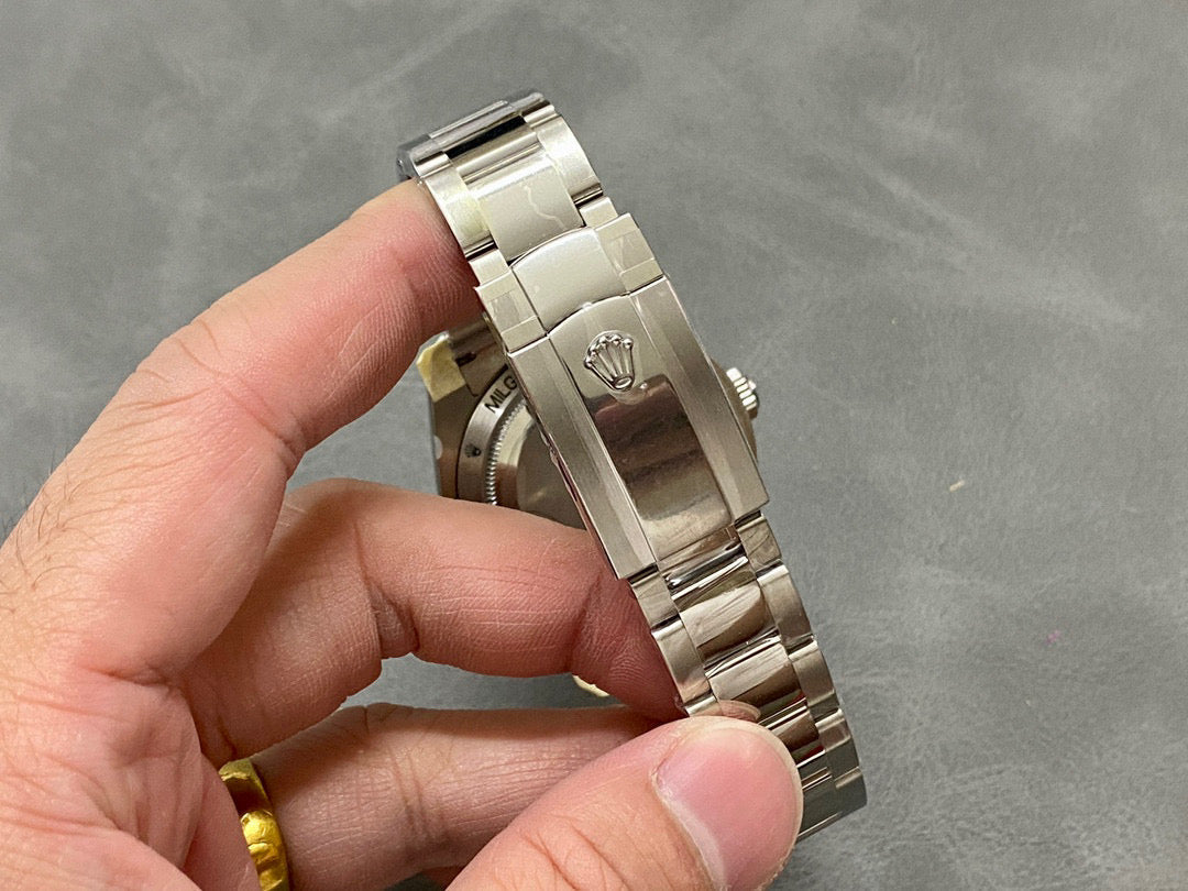 OYSTER PERPETUAL MILGAUSS GREEN 40MM