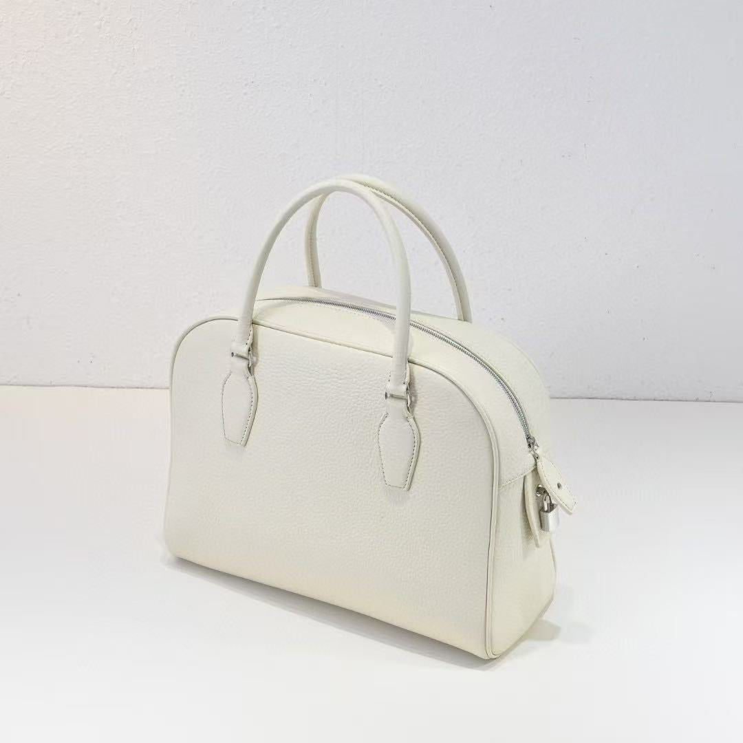 THE ROW INDIA TOTE BAG 32 IN CREAM CALFSKIN