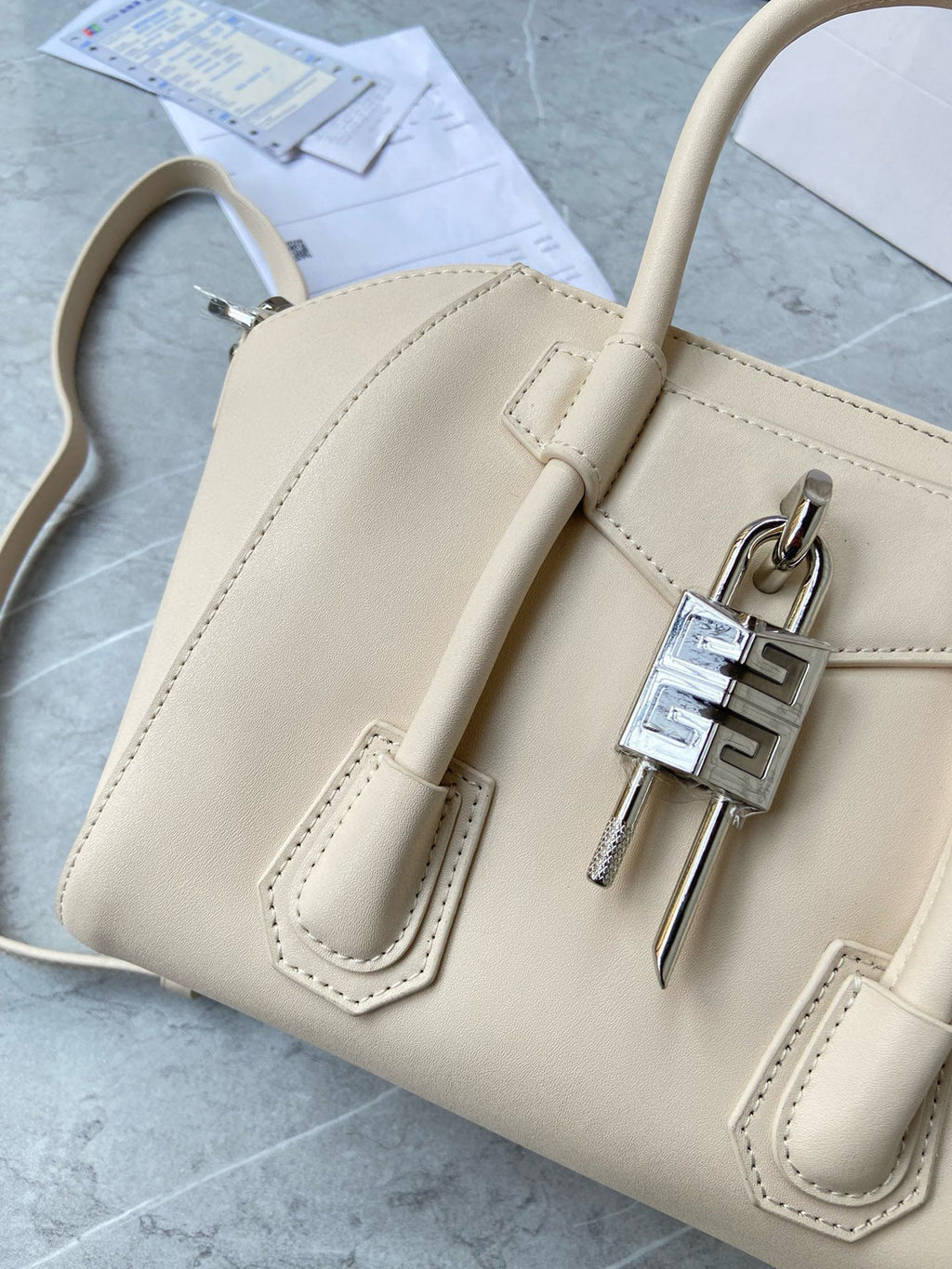 MINI 27 ANTIGONA LOCK BAG IN BEIGE LAMBSKIN