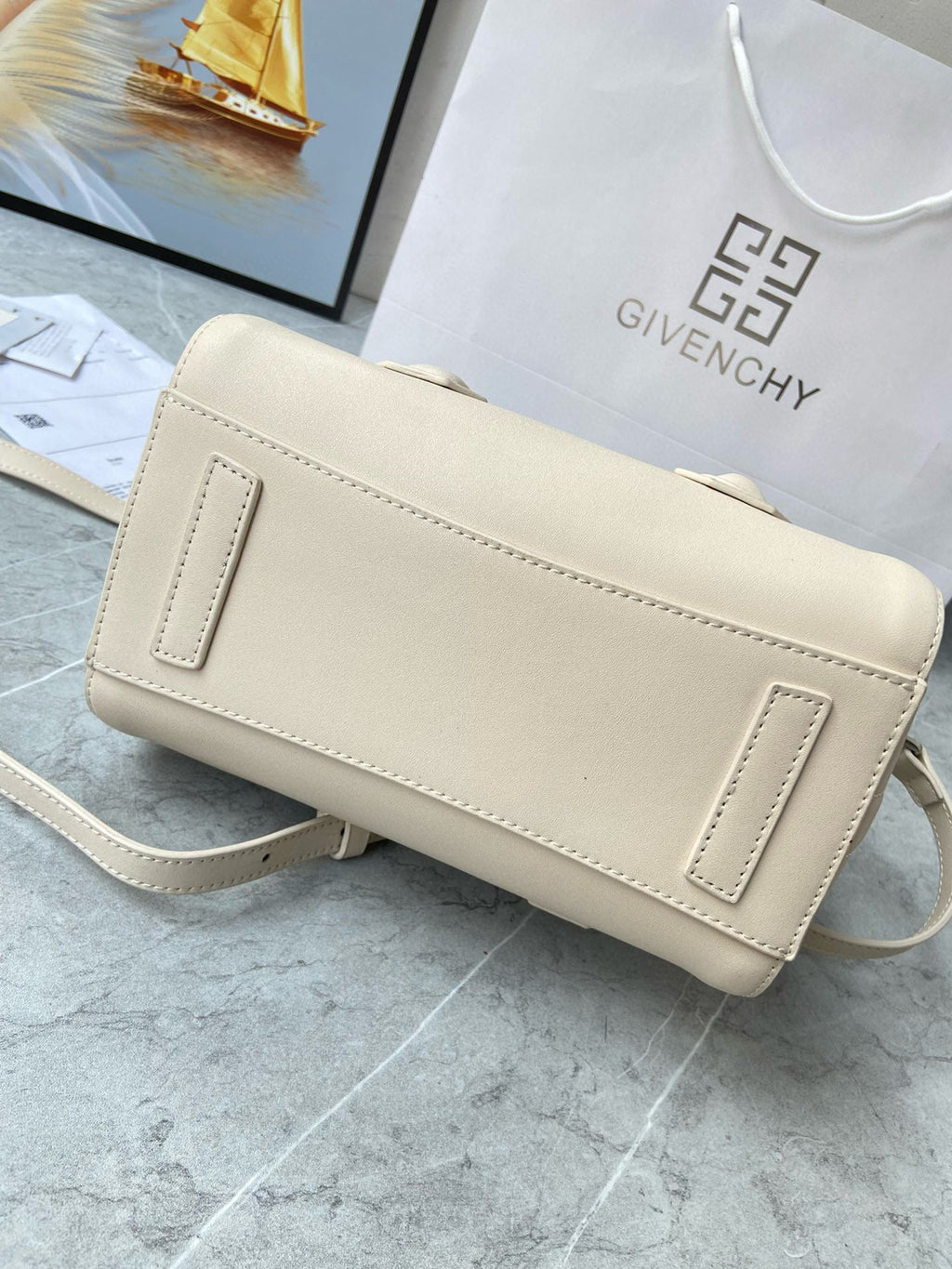 MINI 27 ANTIGONA LOCK BAG IN BEIGE LAMBSKIN