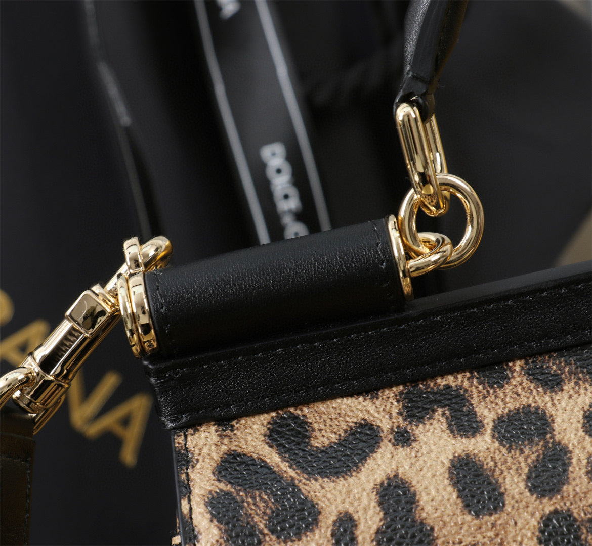 DG SICILY DAUPHINE LEOPARD 25 CALFSKIN
