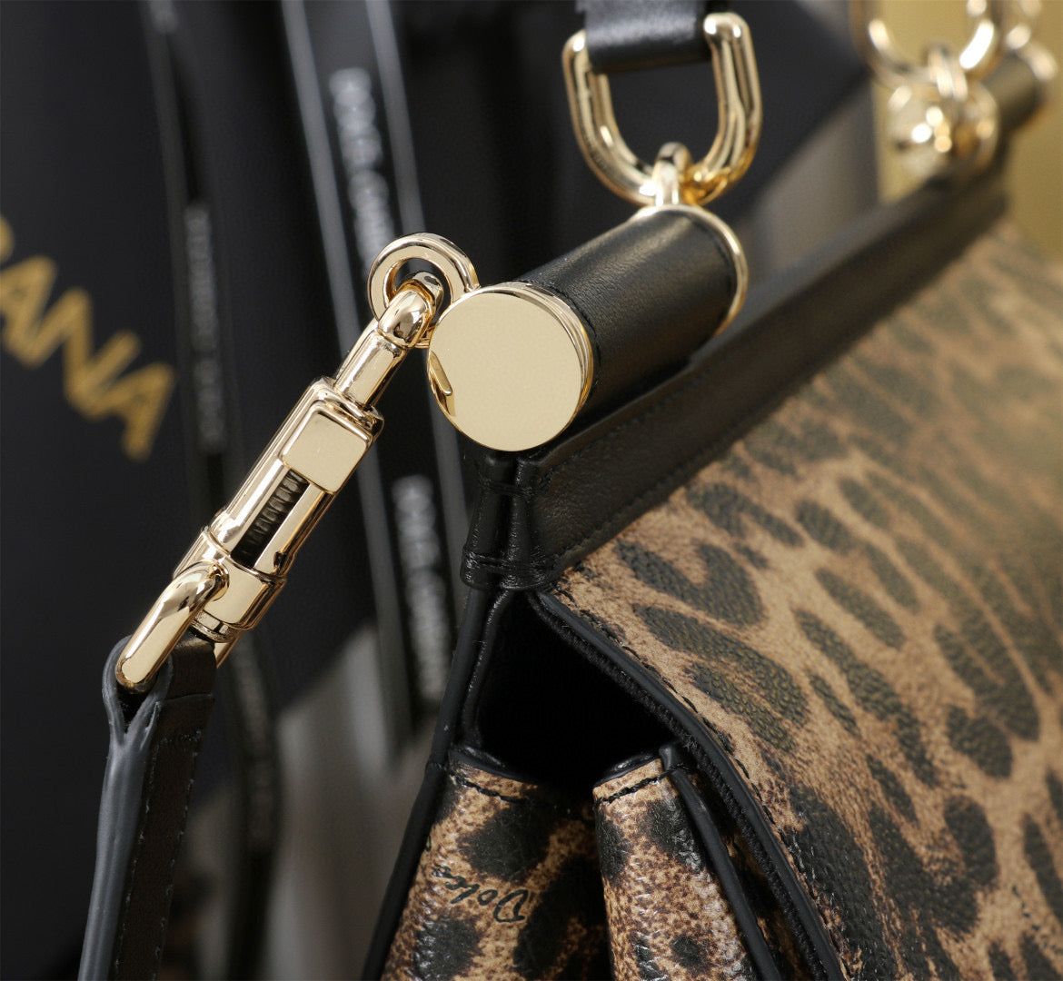 DG SICILY DAUPHINE LEOPARD 25 CALFSKIN