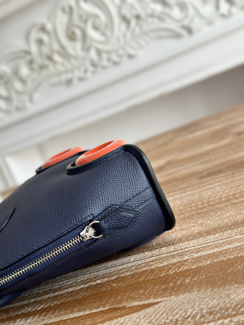 MINI BODIE ON WHEELS 20 IN DARK BLUE EPSOM LEATHER