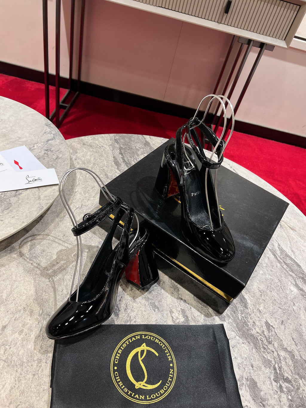 CL MISS SAB IN BLACK PATENT RED SOLE PUMPS