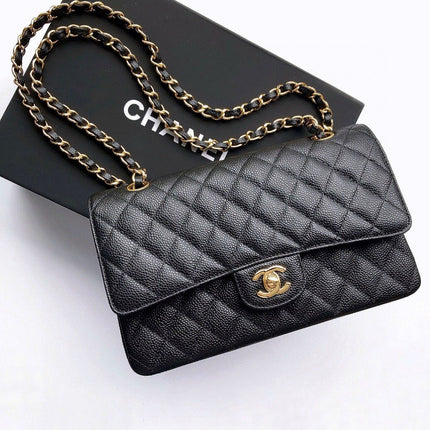 FLAP BAG 25 IN BLACK CAVIAR LEATHER GOLD HARDWARE