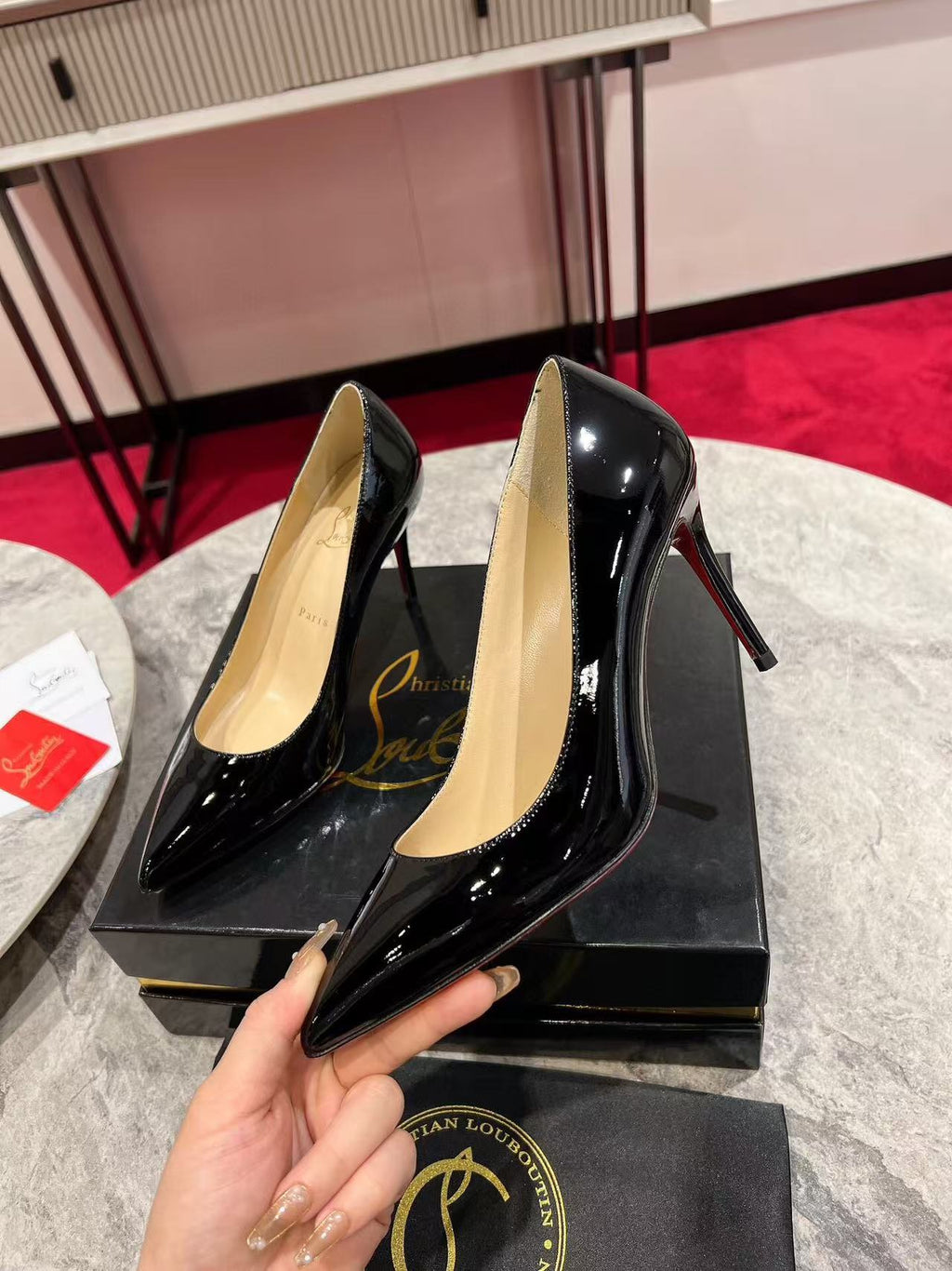 KATE PUMPS BLACK PATENT CALFSKIN