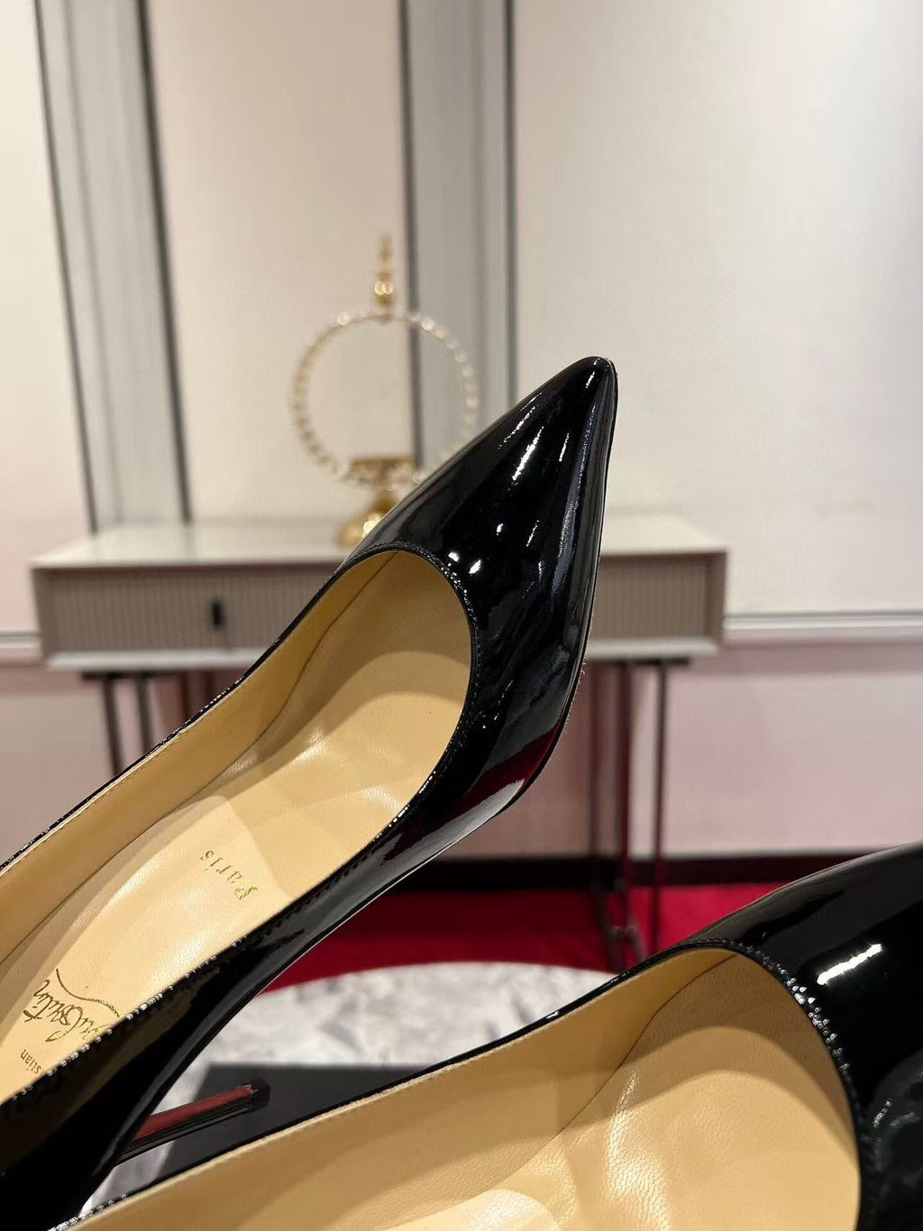 KATE PUMPS BLACK PATENT CALFSKIN