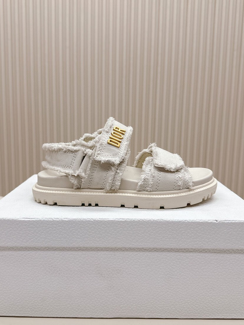 D-SANDAL IN WHITE CANVAS GOLD HARDWARE