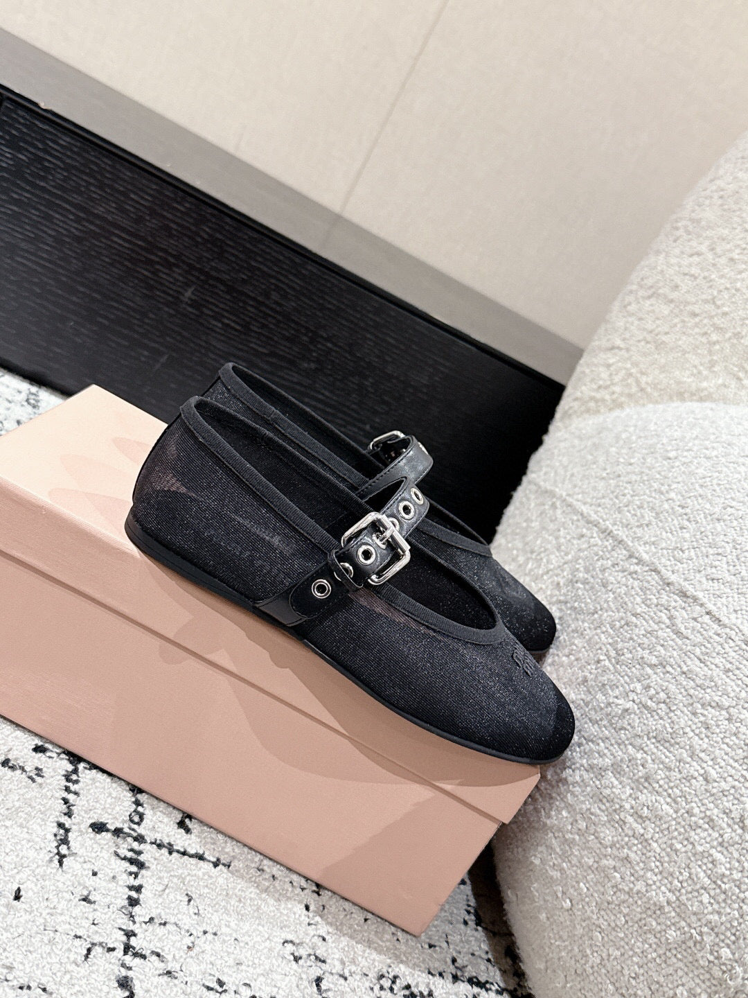 MM BALLET FLATS IN BLACK MESH AND LEATHER