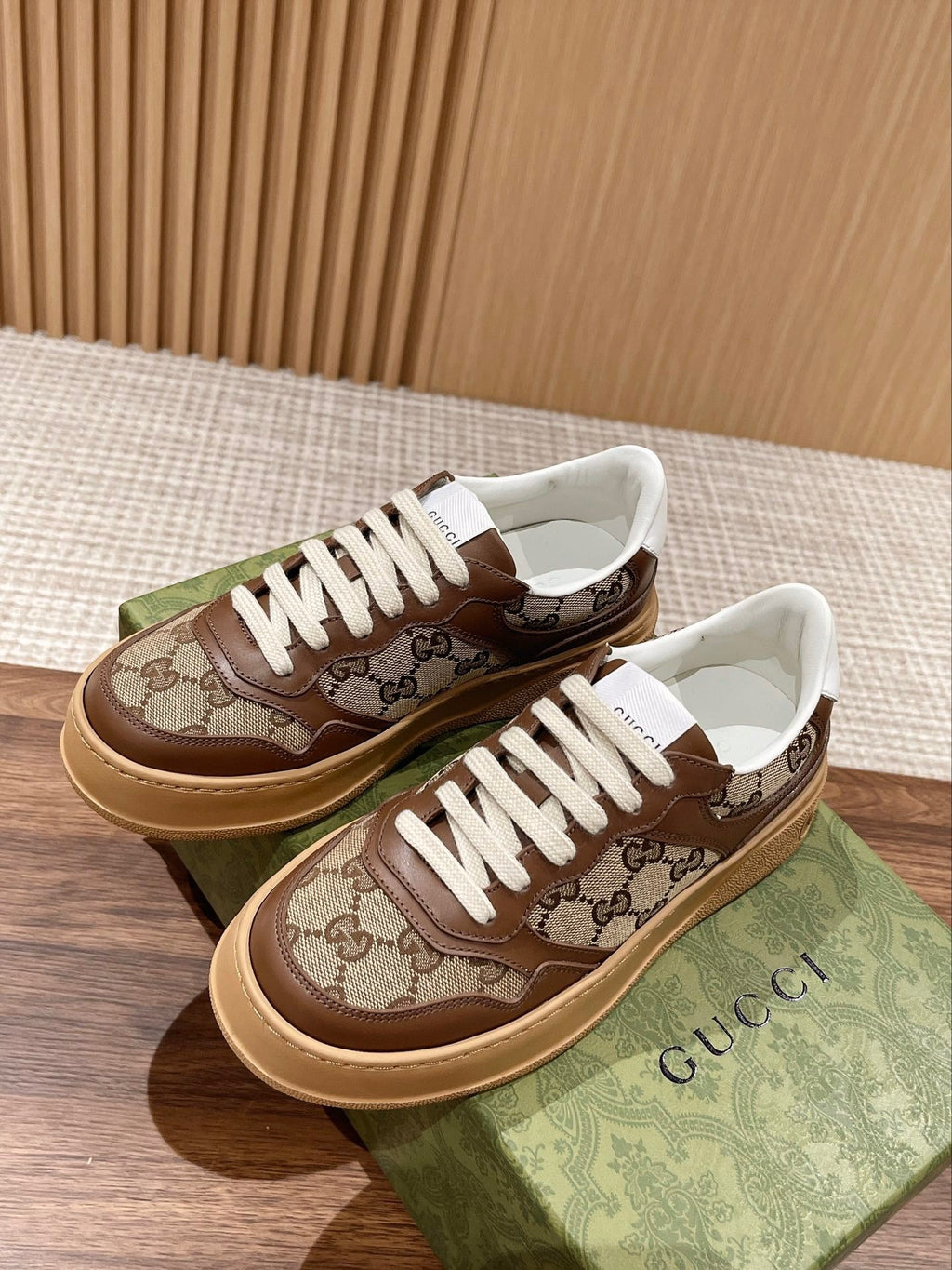 GG SCREENER SNEAKERS IN BROWN CANVAS AND LEATHER