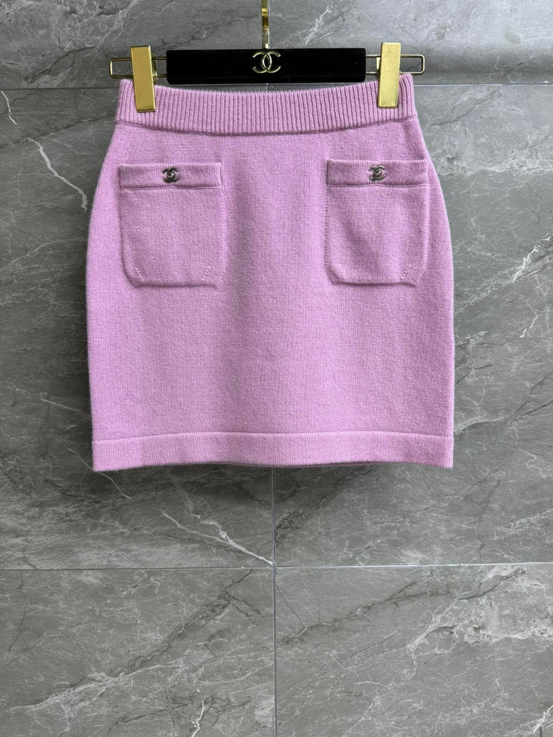 CC ICONIC SKIRT IN PINK WOOL KNIT WITH FRONT POCKETS