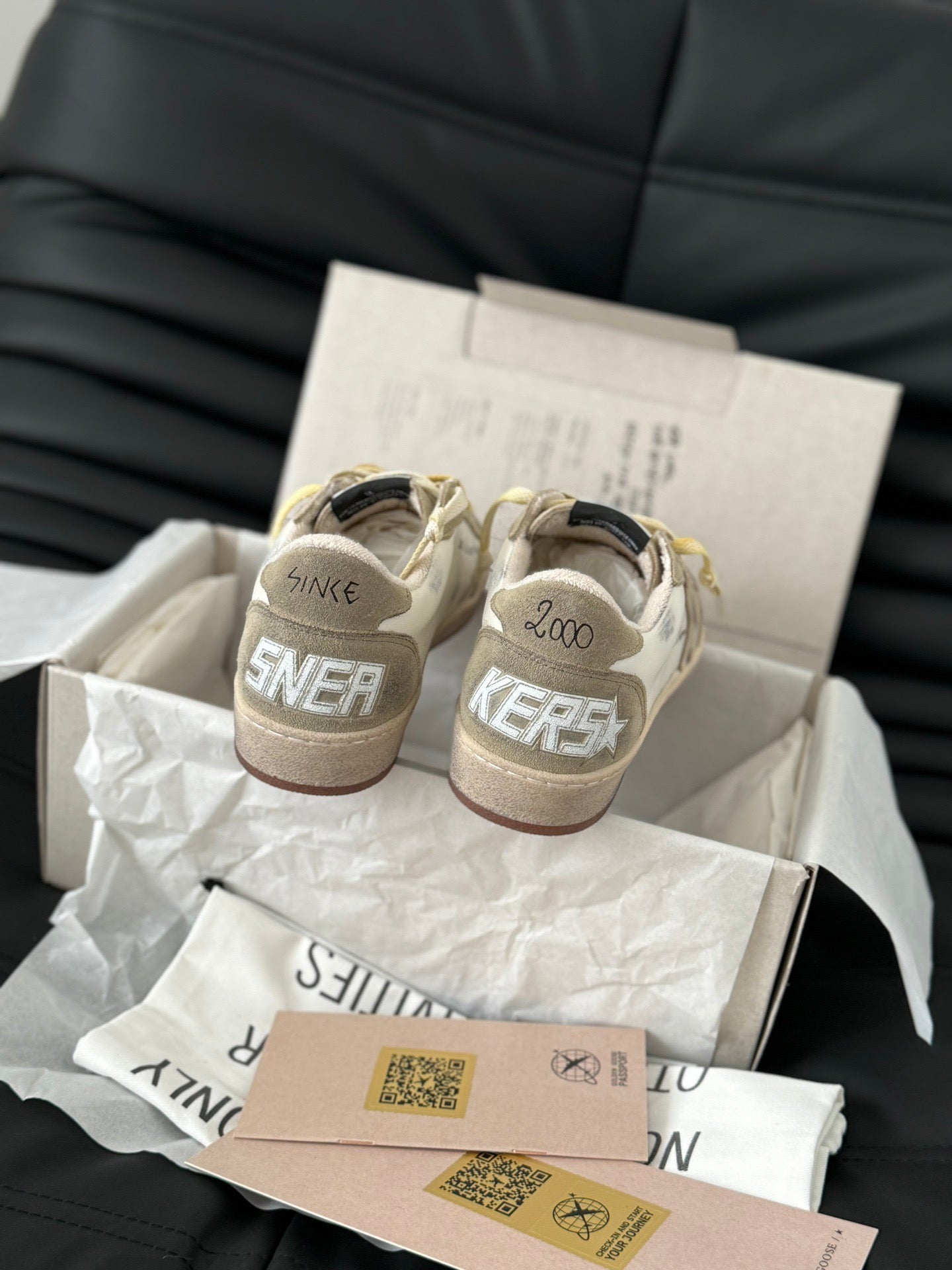 VINTAGE BALLSTAR SNEAKERS IN WHITE AND GREY CALFSKIN AND SUEDE