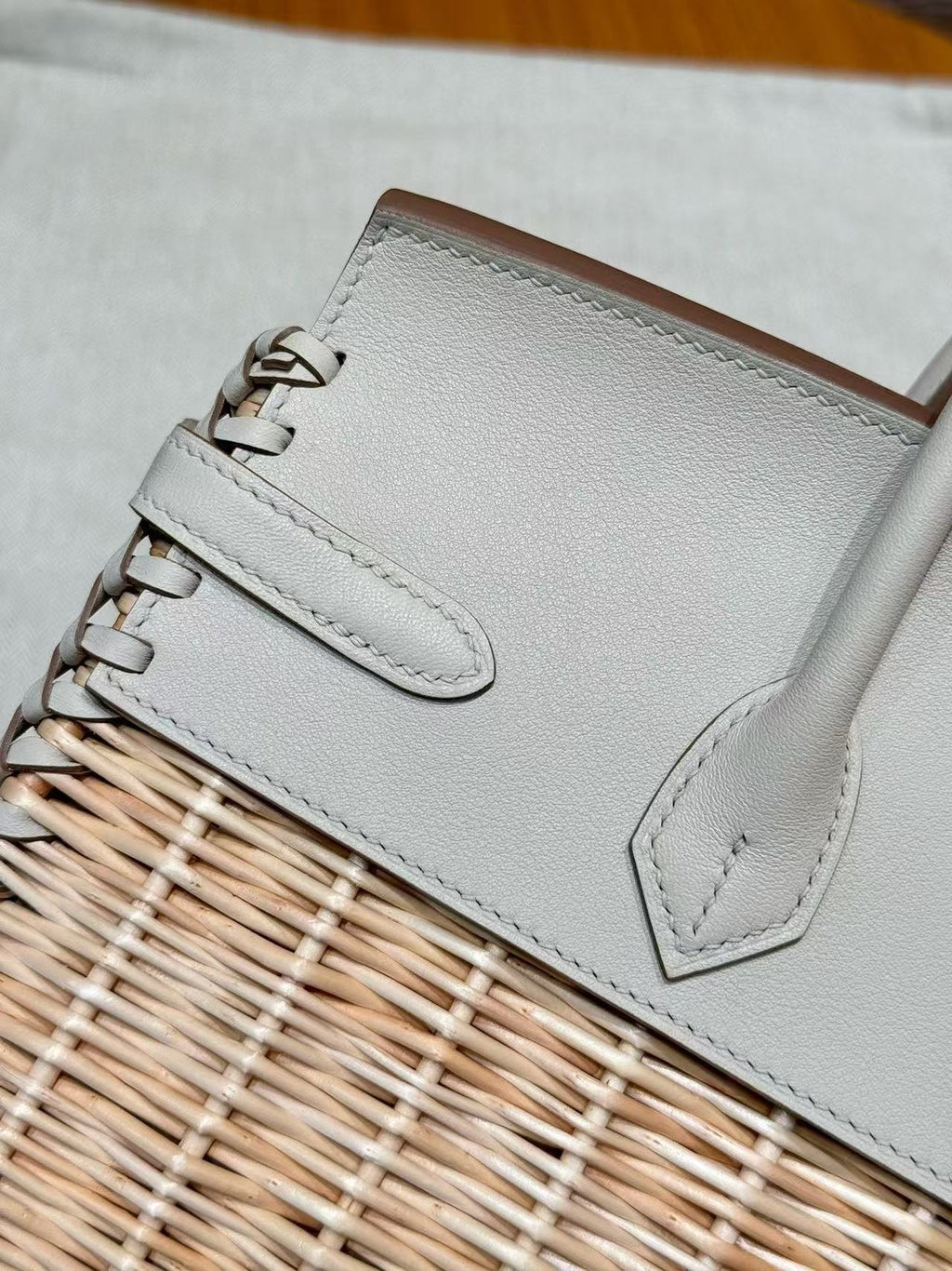 HM BIRKIN PICNIC 25 CM IN WHITE CALFSKIN SILVER HARDWARE
