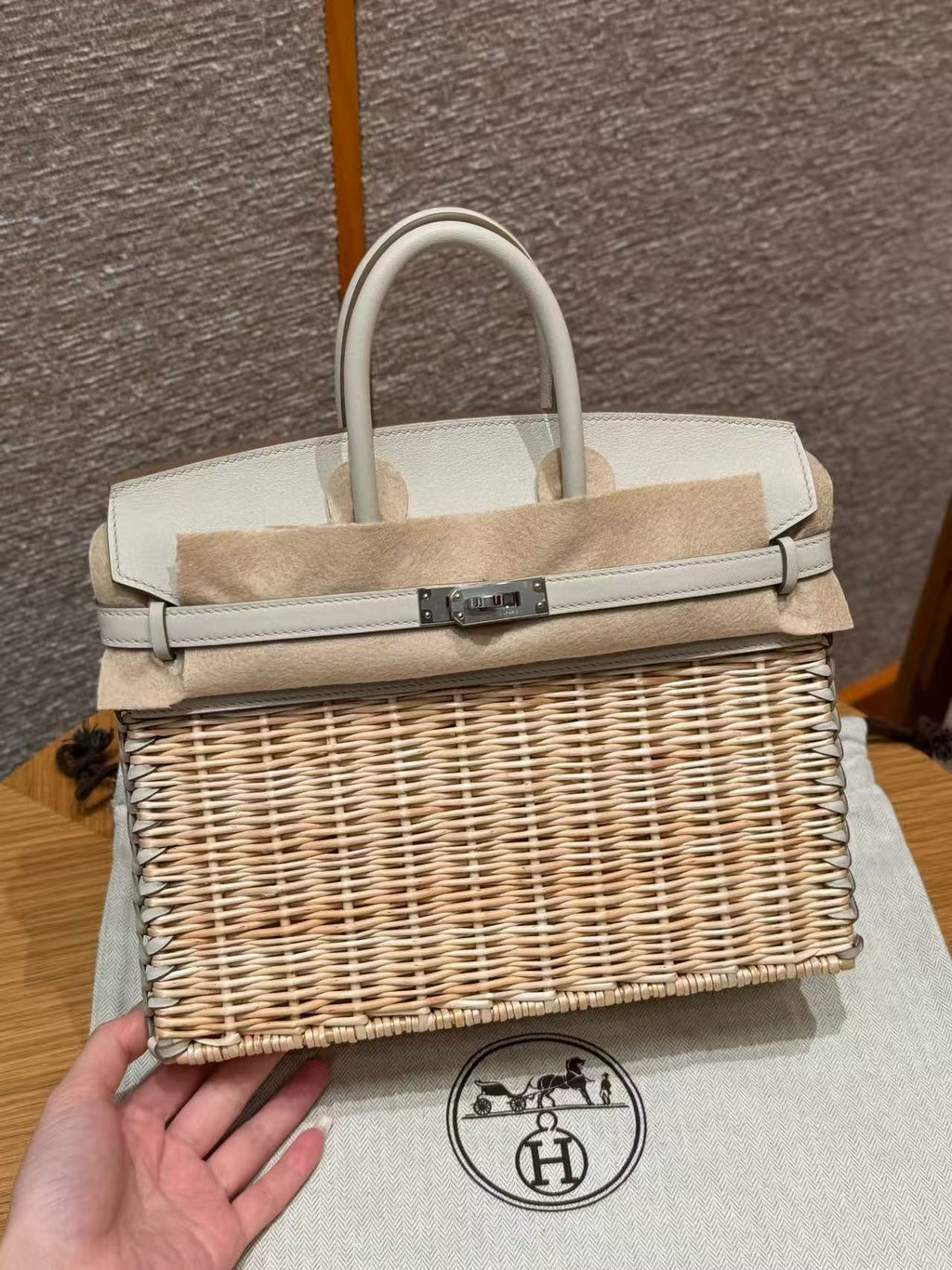 HM BIRKIN PICNIC 25 CM IN WHITE CALFSKIN SILVER HARDWARE