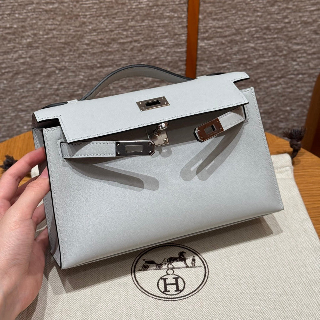 HM KELLY POCHETTE 22 IN LIGHT GREY CALFSKIN SILVER HARDWARE