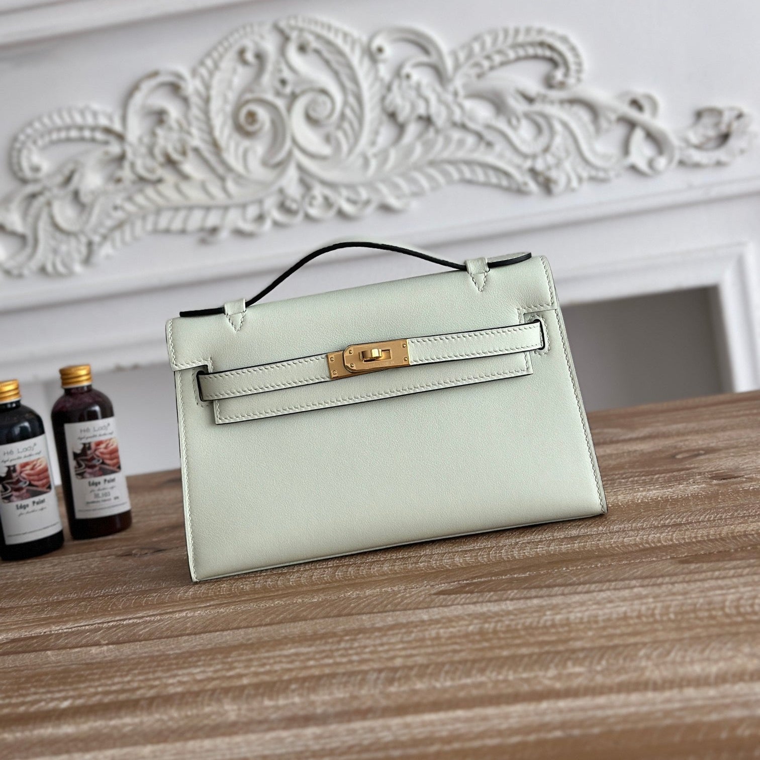 HM KELLY POCHETTE 22 IN LIGHT GREEN CALFSKIN GOLD HARDWARE