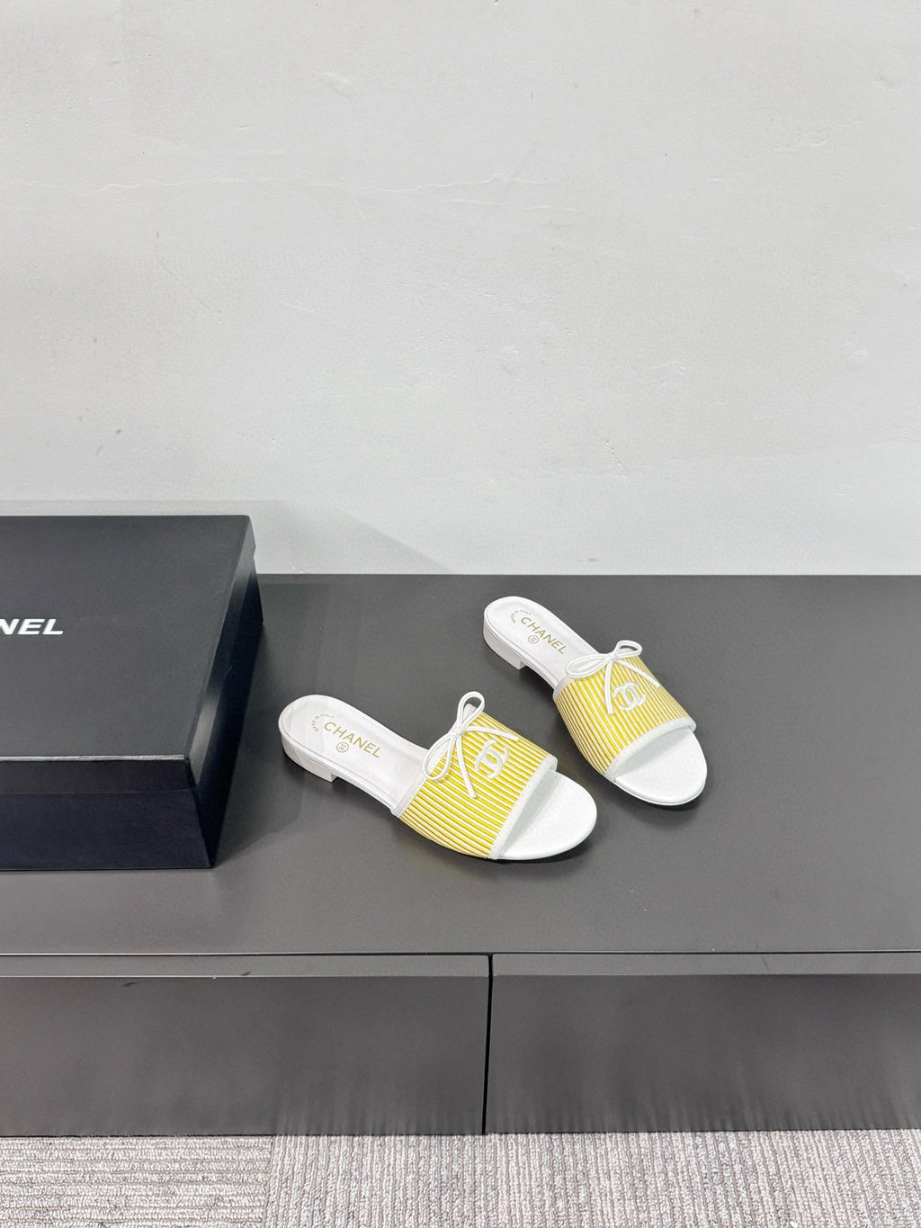 CC STRIPED SLIDE SANDALS IN YELLOW AND WHITE CANVAS