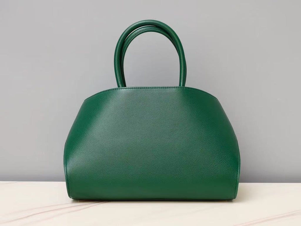 FERR STUDIO BAG 22 IN GREEN CALFSKIN GOLD-TONE HARDWARE