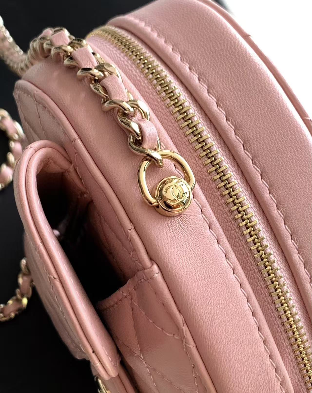 CC HEART QUILTED SHOULDER BAG 19 IN PINK CALFSKIN TP2