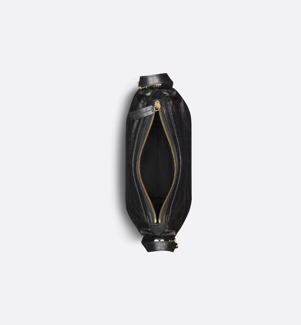CD SHOULDER BAG 25 IN BLACK CALFSKIN GOLD HARDWARE TP2