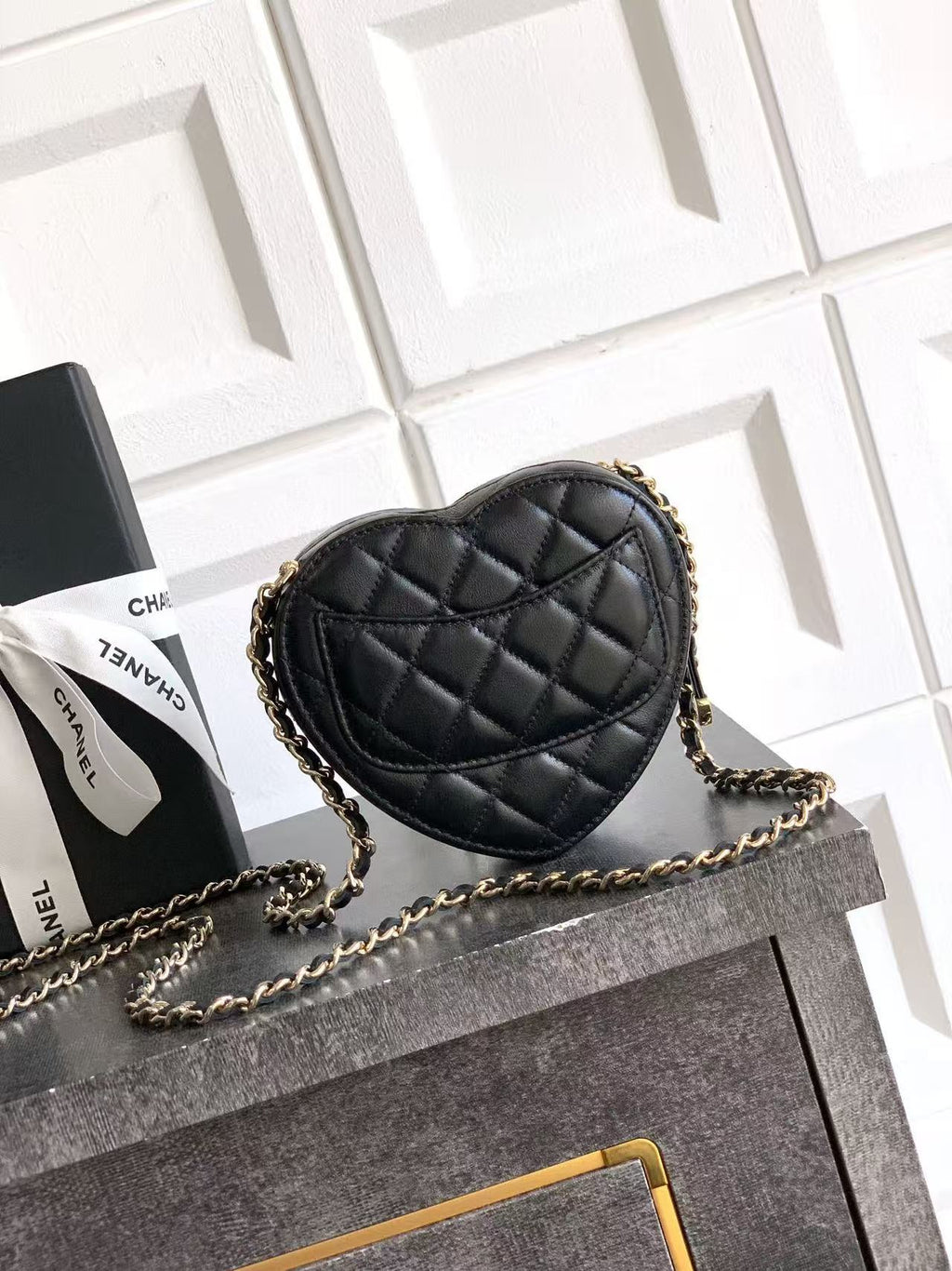 CC HEART QUILTED SHOULDER BAG 13 IN BLACK CALFSKIN TP3