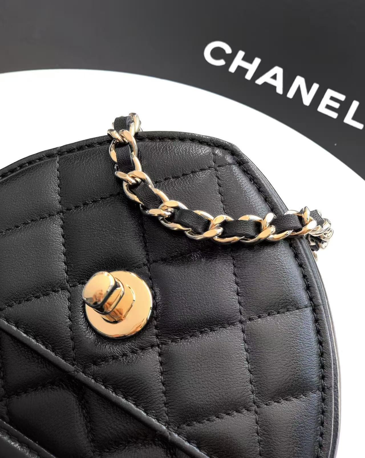 CC HEART QUILTED SHOULDER BAG 13 IN BLACK CALFSKIN TP3