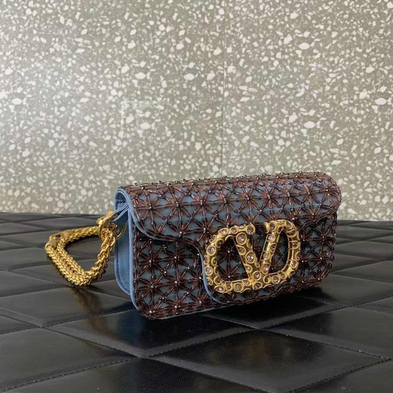 GARAVANI MINI VLOGO CRYSTAL 19 IN BLUE AND PURPLE TP3