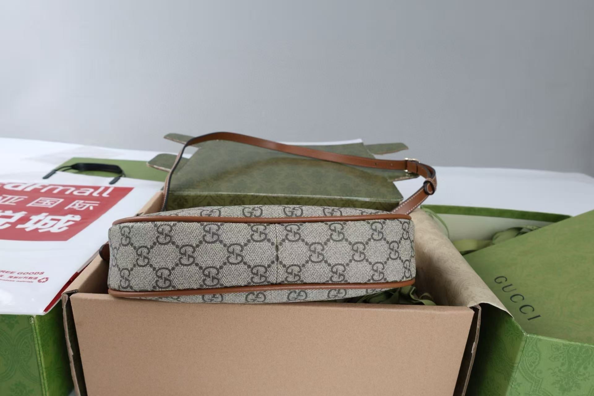 GG SHOULDER BAG 25 IN DARK BEIGE MONOGRAM CANVAS MIX CALFSKIN