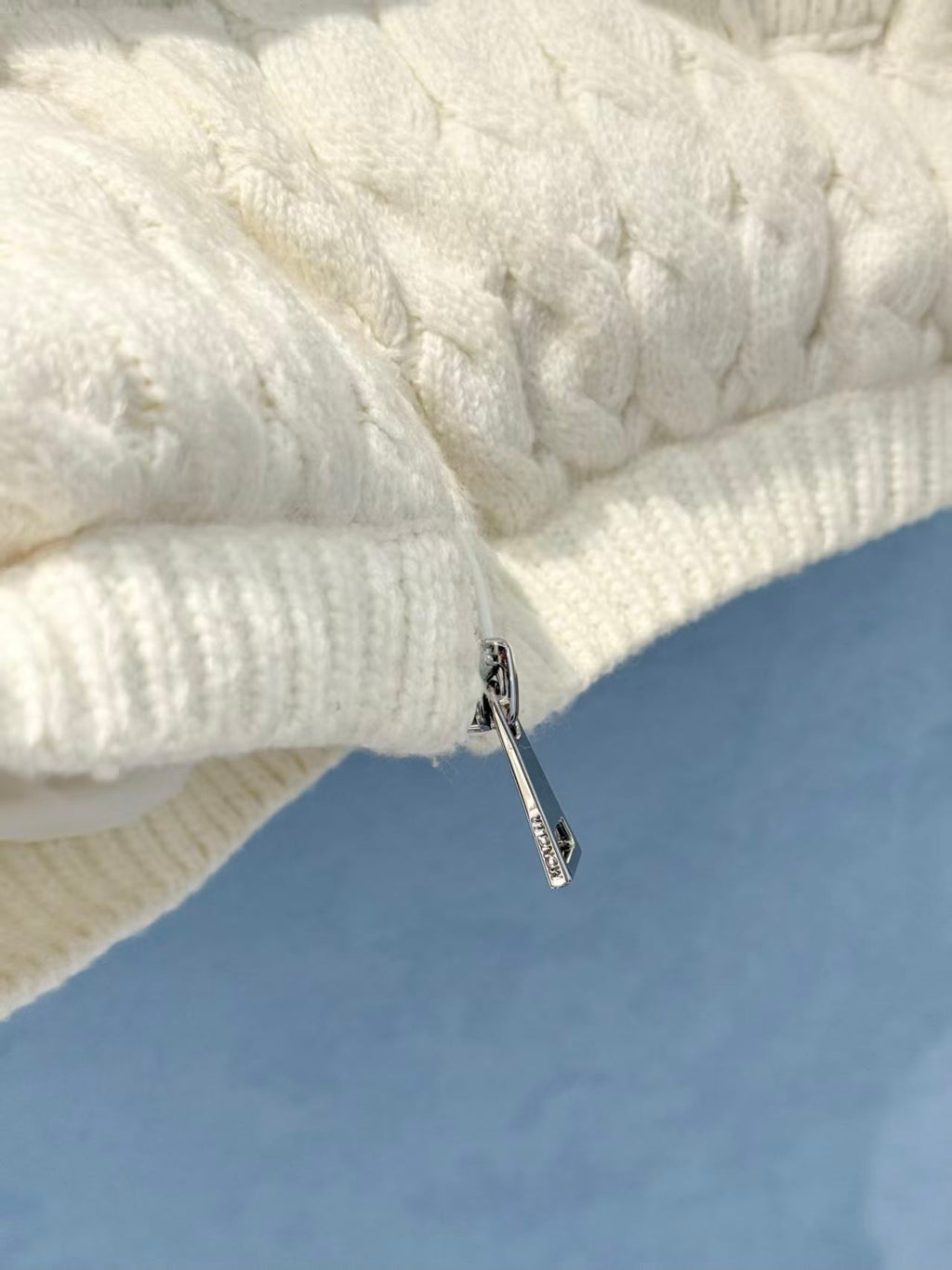 MONCLER JACKET IN WHITE WOOL