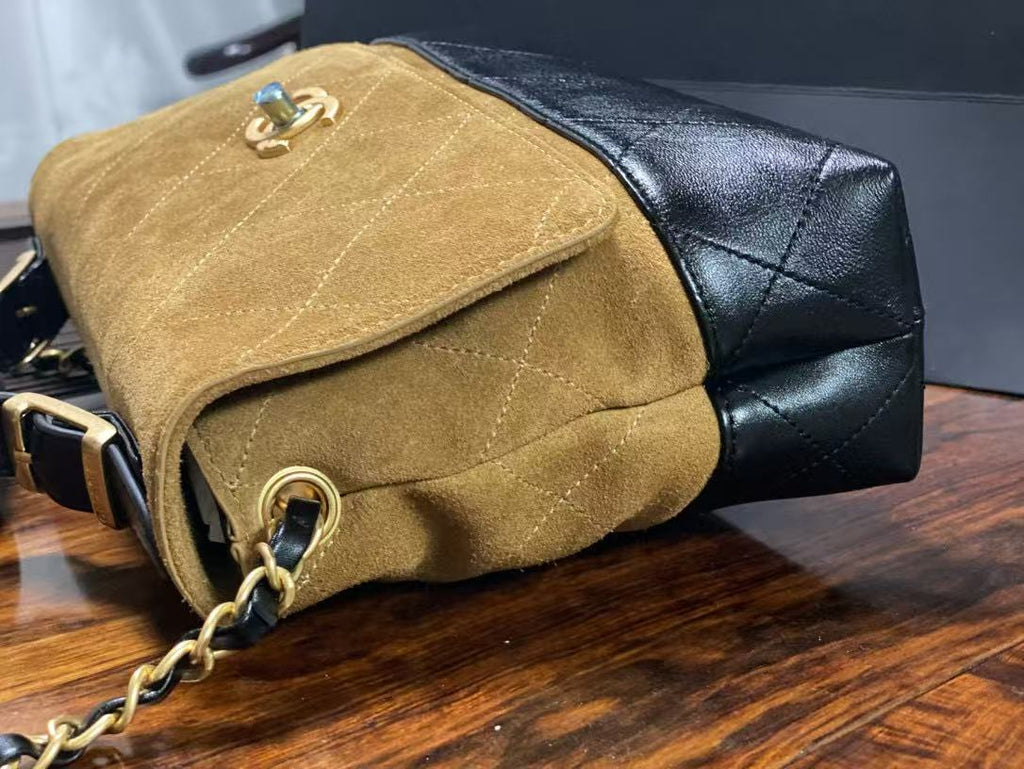 CC SHOULDER BAG 29 IN BLACK AND BROWN SUEDE AND CALFSKIN