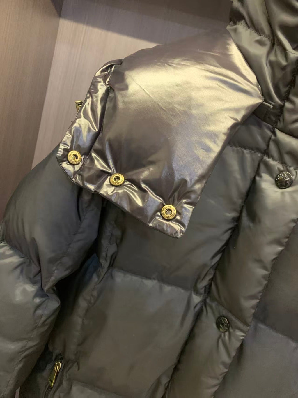 HOODED LONG PUFFER JACKET IN BLACK