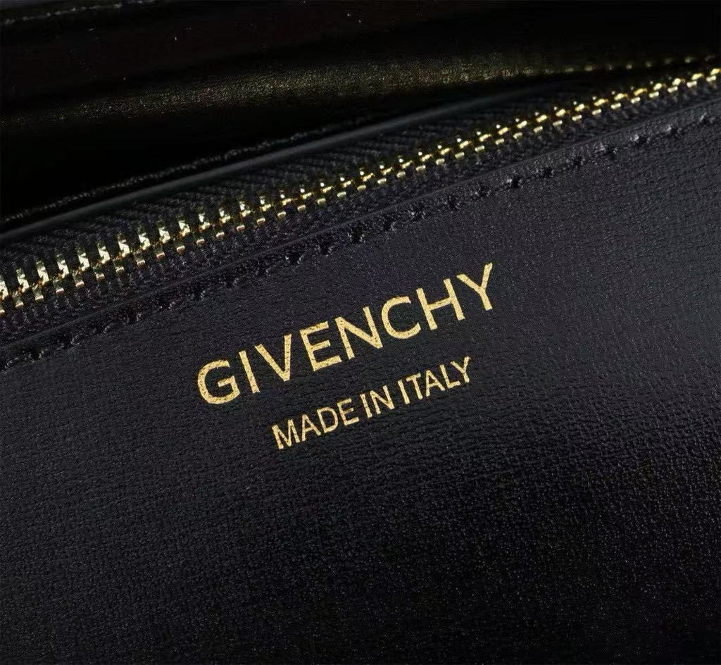 GIVENCHY TOP HANDLE BAG 29 IN BLACK CALFSKIN GOLD HARDWARE