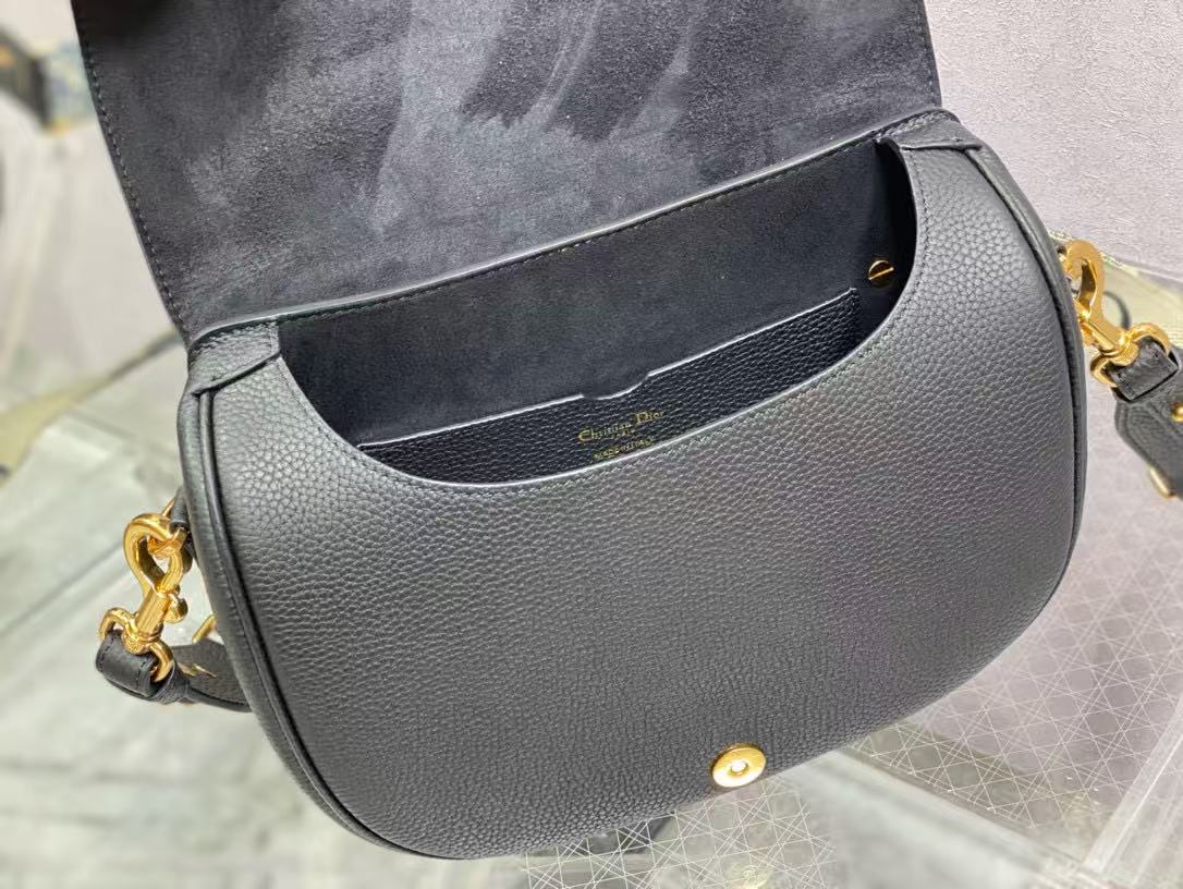 CD BOBBY EAST-WEST 27 BAG IN BLACK CALFSKIN GOLD HARDWARE