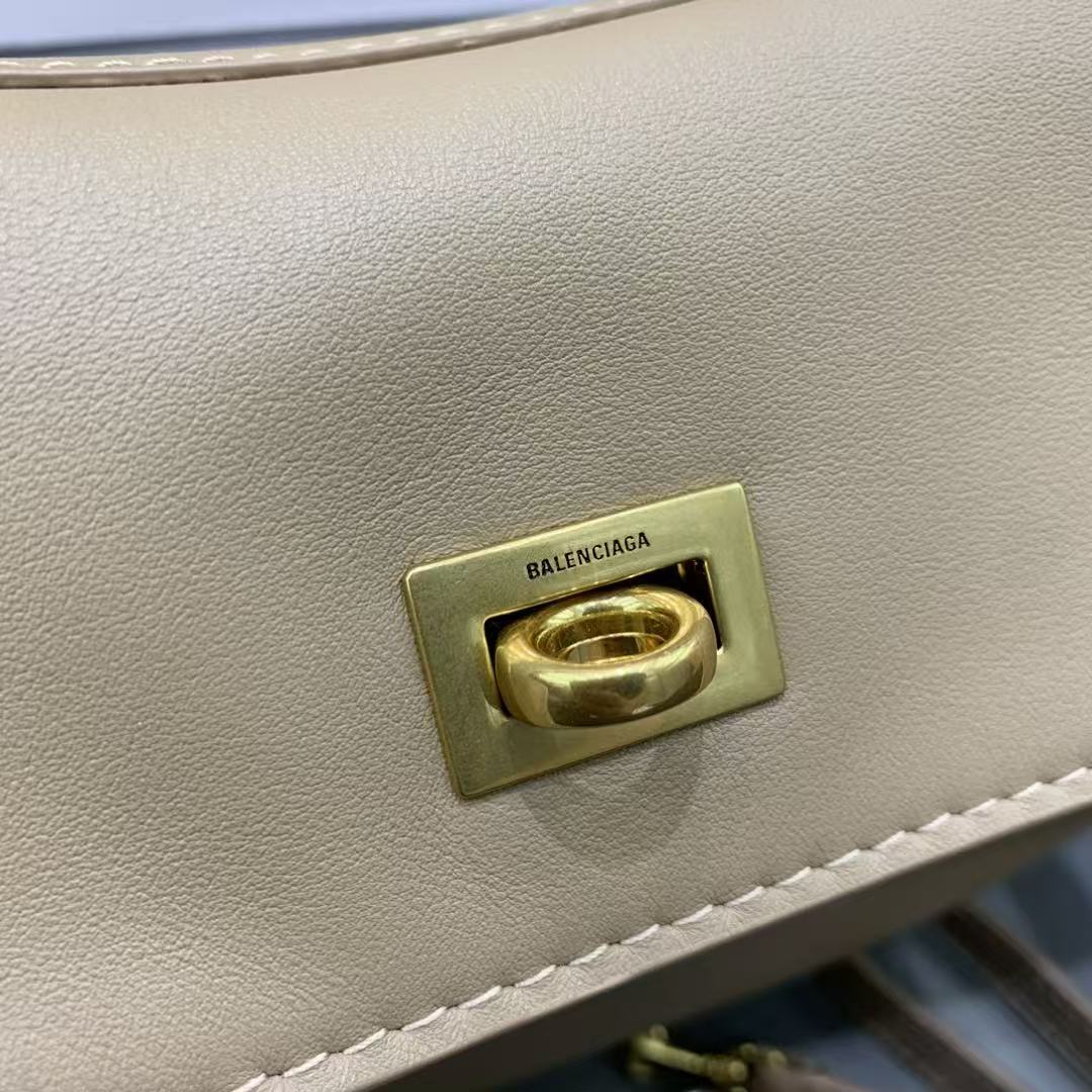 RODEO SMALL BAG 29 IN CAMEL BROWN CALFSKIN GOLD HARDWARE TP3