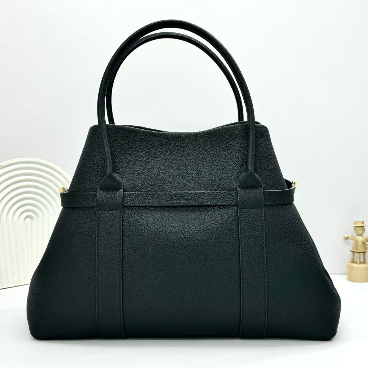 LP GHIERA SHOPPER BAG 40 IN BLACK CALFSKIN