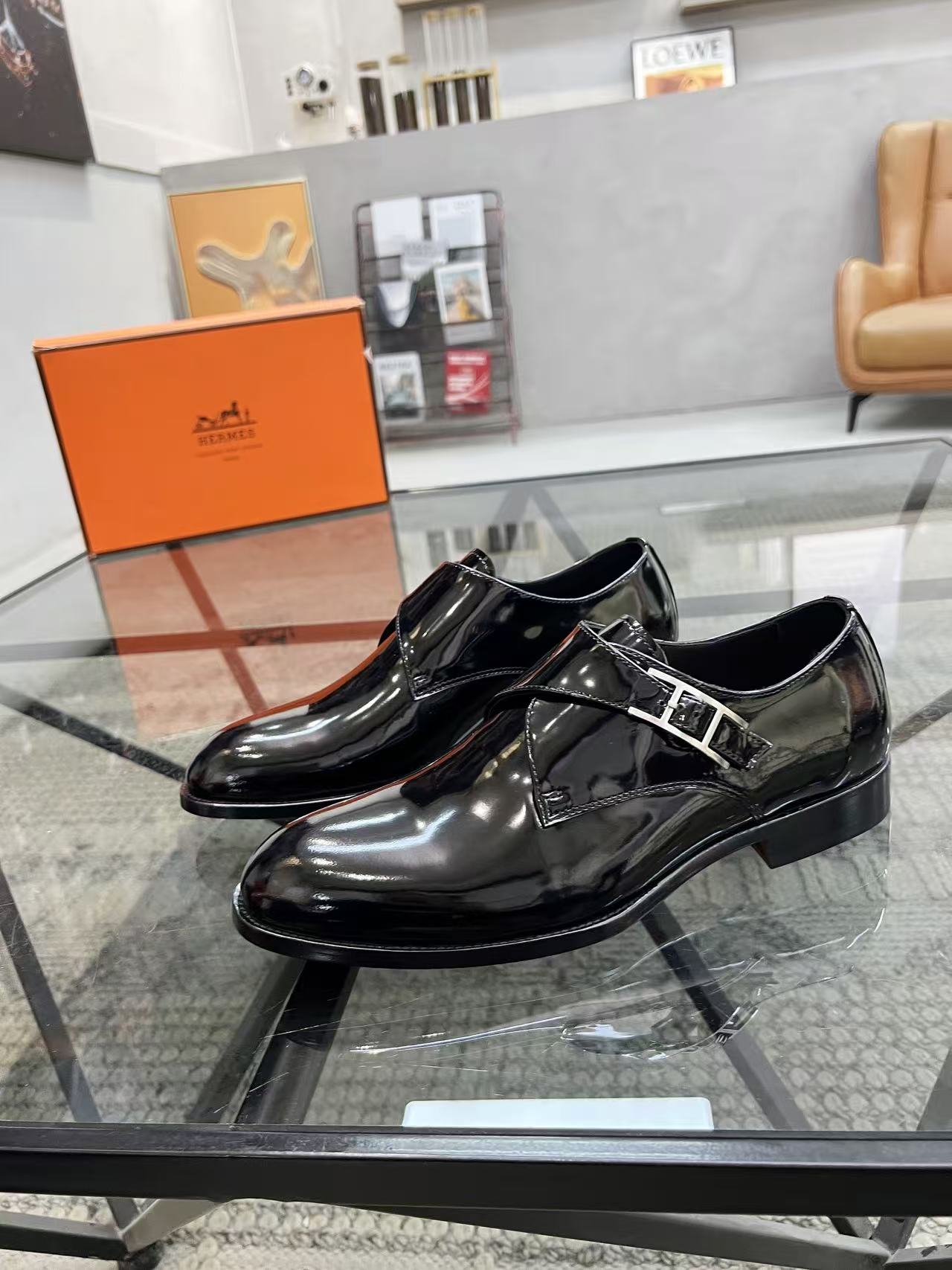 HM MEN LOAFERS IN BLACK CALFSKIN SILVER HARDWARE