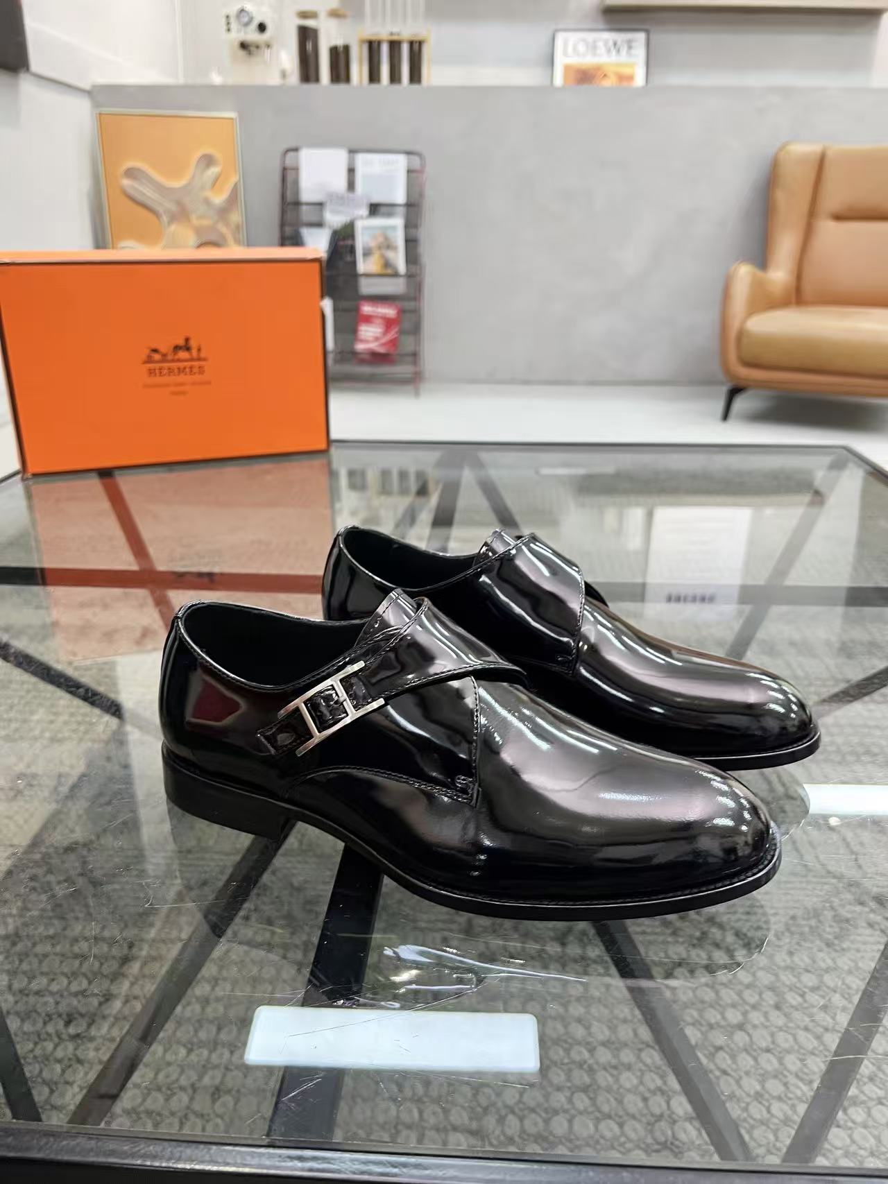HM MEN LOAFERS IN BLACK CALFSKIN SILVER HARDWARE