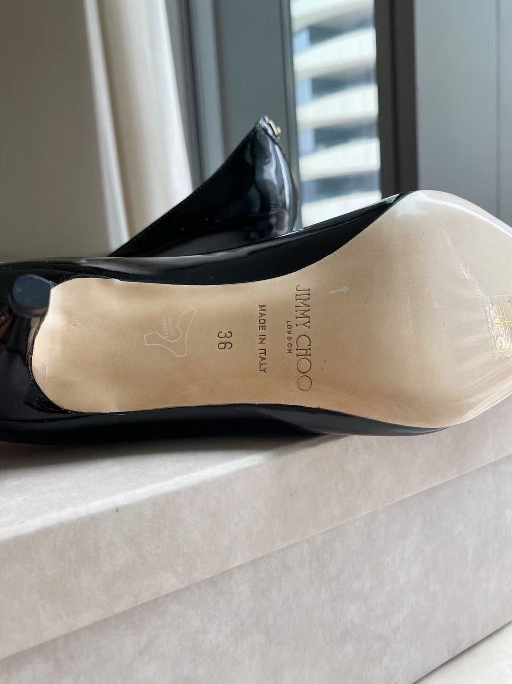 JIMMY HIGH PUMPS IN BLACK CALFSKIN