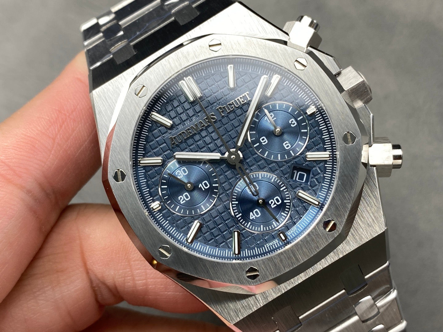 ROYAL OAK CHRONOGRAPH WATCH 41MM