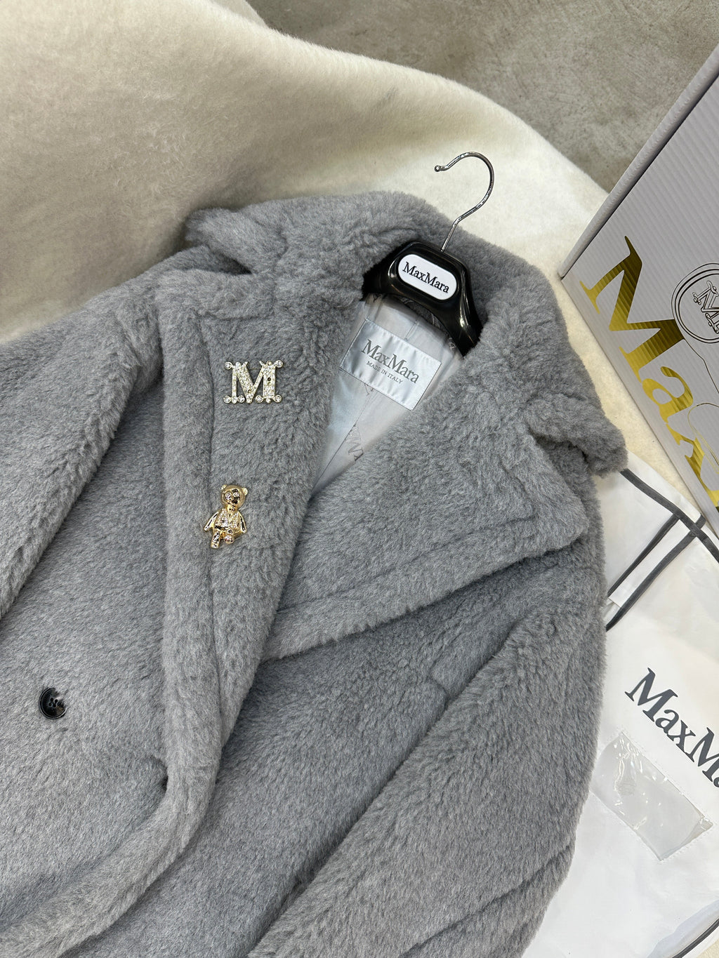 MAX MARA LONG COAT IN LIGHT GREY WOOL WITH CRYSTAL CHARM