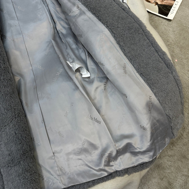 MAX MARA LONG COAT IN LIGHT GREY WOOL WITH CRYSTAL CHARM