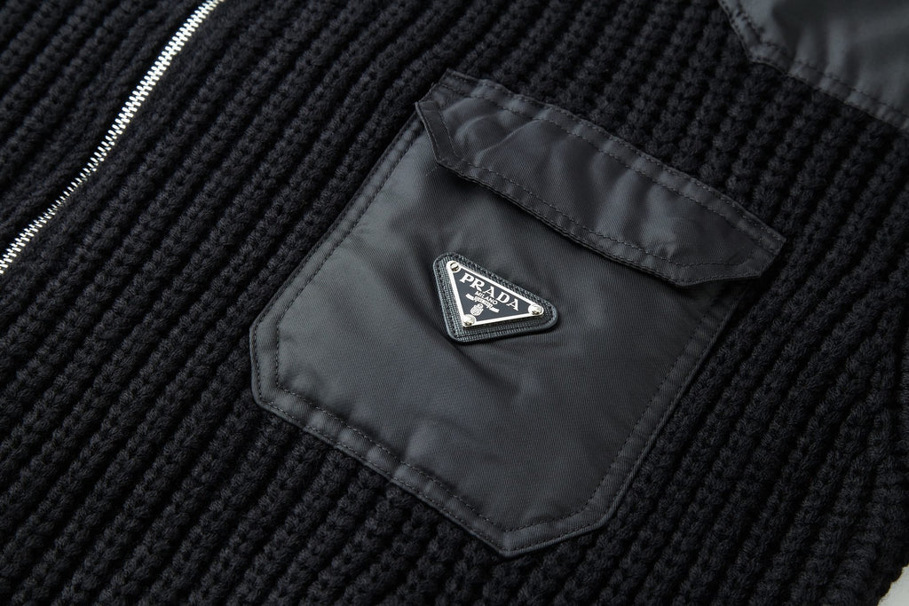 PRADA ZIP-UP IN BLACK WOOL